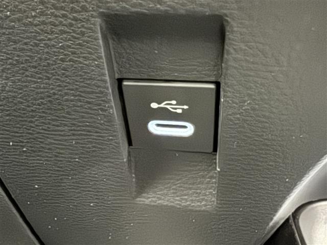 カローラ ハイブリッド ダブルバイビー 衝突被害軽減システム フルセグ バックカメラ ETC ドラレコ ミュージックプレイヤー接続可 オートクルーズコントロール LEDヘッドランプ スマートキー キーレス ハイブリッド(14枚目)