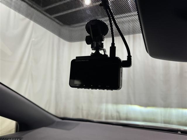 カローラ ハイブリッド ダブルバイビー 衝突被害軽減システム フルセグ バックカメラ ETC ドラレコ ミュージックプレイヤー接続可 オートクルーズコントロール LEDヘッドランプ スマートキー キーレス ハイブリッド(24枚目)