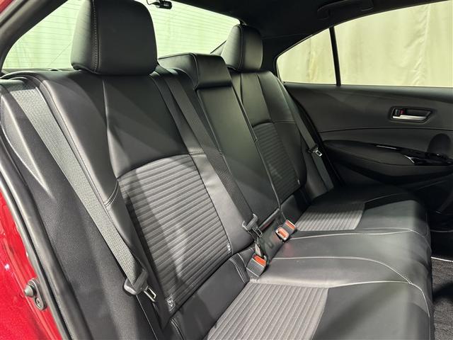 カローラ ハイブリッド ダブルバイビー 衝突被害軽減システム フルセグ バックカメラ ETC ドラレコ ミュージックプレイヤー接続可 オートクルーズコントロール LEDヘッドランプ スマートキー キーレス ハイブリッド(27枚目)