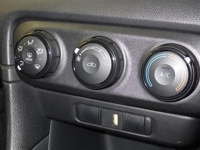 ヤリス Ｘ　衝突被害軽減システム　メモリーナビ　バックカメラ　ＥＴＣ　ミュージックプレイヤー接続可　スマートキー　キーレス（13枚目）