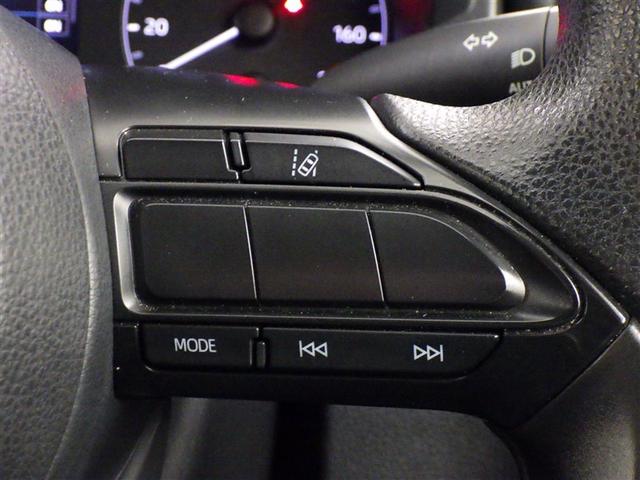 ヤリス Ｘ　衝突被害軽減システム　メモリーナビ　バックカメラ　ＥＴＣ　ミュージックプレイヤー接続可　スマートキー　キーレス（19枚目）