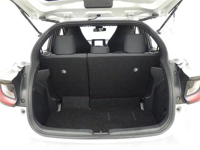 ヤリス Ｘ　衝突被害軽減システム　メモリーナビ　バックカメラ　ＥＴＣ　ミュージックプレイヤー接続可　スマートキー　キーレス（26枚目）