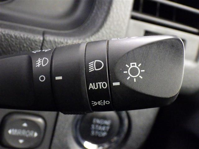 ハイエースバン スーパーＧＬ　ダークプライムＩＩ　衝突被害軽減システム　メモリーナビ　フルセグ　バックカメラ　ＥＴＣ　ドラレコ　ＣＤ　ミュージックプレイヤー接続可　ＬＥＤヘッドランプ　スマートキー　キーレス　４ＷＤ　ディーゼル（17枚目）