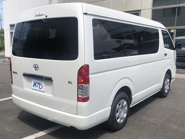 ハイエースワゴン ＧＬ　衝突被害軽減ブレーキ／全方位カメラ対応／ビルトインＥＴＣ／デジタルインナーミラー／スマートキー／ＬＥＤオートヘッドライト／クリアランスソナー／左側電動スライドドア／４列１０人乗（9枚目）