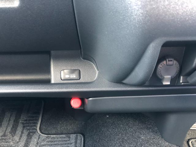 ハイエースワゴン ＧＬ　衝突被害軽減ブレーキ／全方位カメラ対応／ビルトインＥＴＣ／デジタルインナーミラー／スマートキー／ＬＥＤオートヘッドライト／クリアランスソナー／左側電動スライドドア／４列１０人乗（35枚目）