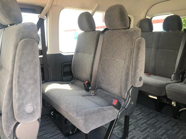 ハイエースワゴン ＧＬ　衝突被害軽減ブレーキ／全方位カメラ対応／ビルトインＥＴＣ／デジタルインナーミラー／スマートキー／ＬＥＤオートヘッドライト／クリアランスソナー／左側電動スライドドア／４列１０人乗（42枚目）
