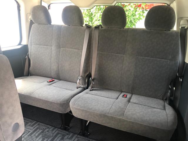 ハイエースワゴン ＧＬ　衝突被害軽減ブレーキ／全方位カメラ対応／ビルトインＥＴＣ／デジタルインナーミラー／スマートキー／ＬＥＤオートヘッドライト／クリアランスソナー／左側電動スライドドア／４列１０人乗（43枚目）