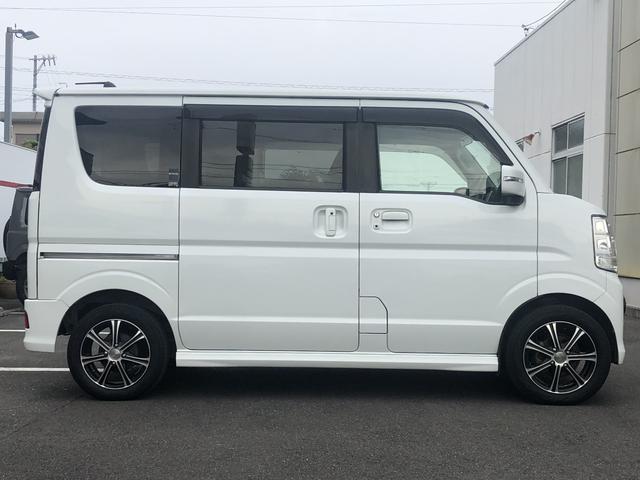 エブリイワゴン ＰＺターボスペシャル　衝突被害軽減ブレーキ／社外ナビ／ＴＶ／ＥＴＣ／ＨＩＤライト／スマートキー／両側パワースライドドア／左側オートステップ／社外１４ｉｎＡＷ（4枚目）