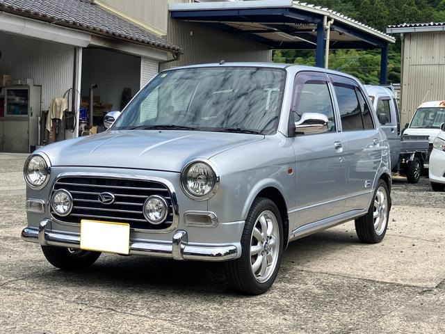 ミラジーノ ミニライトスペシャルターボ　５速ＭＴ車　ターボ　後期　キーレス　ディスチャージヘッドライト　フォグランプ　電動格納ミラー　ミニライト１５インチＡＷ　ディスプレイオーディオ（4枚目）