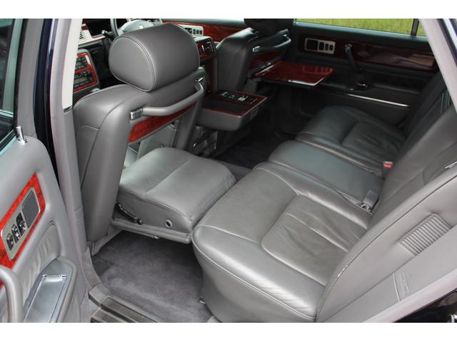 標準仕様車 後期型 デュアルEMV 本革(16枚目)