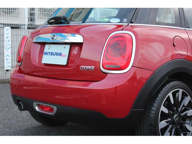 クーパー ディーラー車・1オーナー・MINIエキサイトメントPKG・パーキングアシスト・OP17AW・ユニオンジャックデカール&サイドミラー・キセノンヘッドライト・純正HDDナビETC・(10枚目)