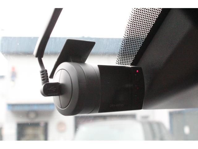 ハイエースバン ＤＸ　ＧＬパッケージ　トヨタセーフティセンス　ＬＥＤヘッド　３人乗・トヨタセーフティセンス・ＬＥＤヘッド・トヨタ純正ＳＤナビ、ＣＤ、ＤＶＤビデオ、地デジ、ＢＴオーディオ・Ｂカメラ・社外ルーフキャリア＆リアラダー・フイルム・ドラレコ・ビルＥＴＣ、ＴＶキャンセラー（27枚目）