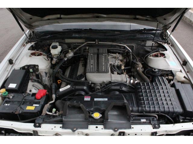 グロリア グランツーリスモアルティマ ターボ 最終モデル 1オーナー 修復歴無し・1オーナー・禁煙車・VG30DET・タイベル交換済・シルキースノーパール・オプションリアスポイラー・パワーシート・クラリオン製HDDナビ・JIC車高調・WORK18インチアルミ・ETC(12枚目)