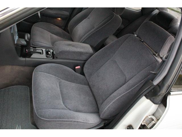 グロリア グランツーリスモアルティマ ターボ 最終モデル 1オーナー 修復歴無し・1オーナー・禁煙車・VG30DET・タイベル交換済・シルキースノーパール・オプションリアスポイラー・パワーシート・クラリオン製HDDナビ・JIC車高調・WORK18インチアルミ・ETC(19枚目)