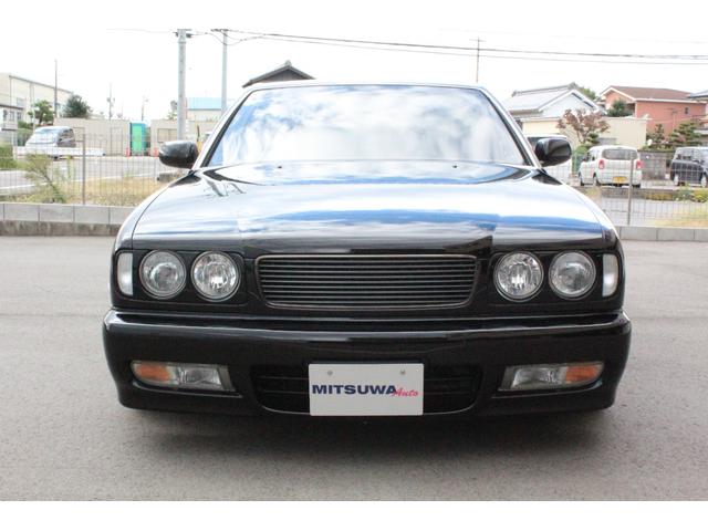 グロリア グランツーリスモアルティマ ターボ 実走行43000km マルチAVシステム・後席コントロール・リアスポイラー・車高調・クリアウインカー・ケンウッドCDデッキ・ウッドMOMOステアリング・ZEESプロジェクトマフラー・ザウバー17インチAW・フィルム・ETC(4枚目)