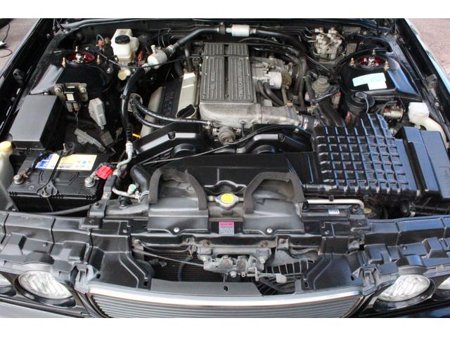 グロリア グランツーリスモアルティマ ターボ 実走行43000km マルチAVシステム・後席コントロール・リアスポイラー・車高調・クリアウインカー・ケンウッドCDデッキ・ウッドMOMOステアリング・ZEESプロジェクトマフラー・ザウバー17インチAW・フィルム・ETC(15枚目)