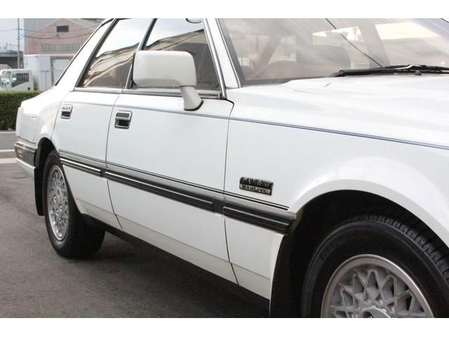 レパード 300ターボ グランドエディション 実走行30180km タイベル交換済・VG30ターボ・フルオリジナル・修復歴なし・ガレージ保管・禁煙車・クルコン・オートエアコン・純正マットガード・純正フロアマット・純正オーディオデッキ・純正15インチアルミ(8枚目)