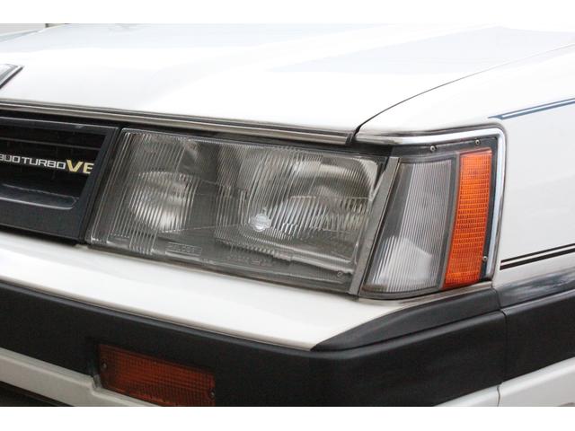 レパード 300ターボ グランドエディション 実走行30180km タイベル交換済・VG30ターボ・フルオリジナル・修復歴なし・ガレージ保管・禁煙車・クルコン・オートエアコン・純正マットガード・純正フロアマット・純正オーディオデッキ・純正15インチアルミ(11枚目)