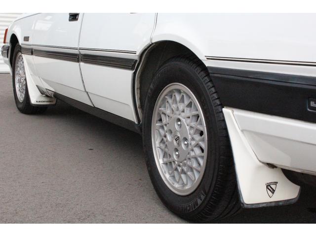 レパード 300ターボ グランドエディション 実走行30180km タイベル交換済・VG30ターボ・フルオリジナル・修復歴なし・ガレージ保管・禁煙車・クルコン・オートエアコン・純正マットガード・純正フロアマット・純正オーディオデッキ・純正15インチアルミ(15枚目)