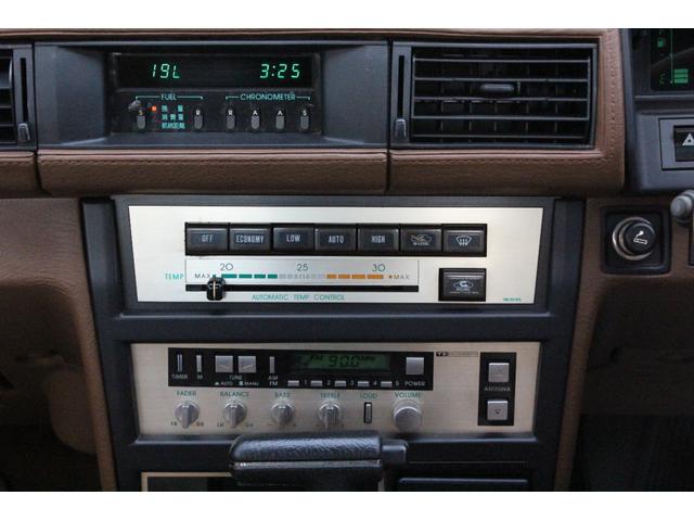 レパード 300ターボ グランドエディション 実走行30180km タイベル交換済・VG30ターボ・フルオリジナル・修復歴なし・ガレージ保管・禁煙車・クルコン・オートエアコン・純正マットガード・純正フロアマット・純正オーディオデッキ・純正15インチアルミ(31枚目)