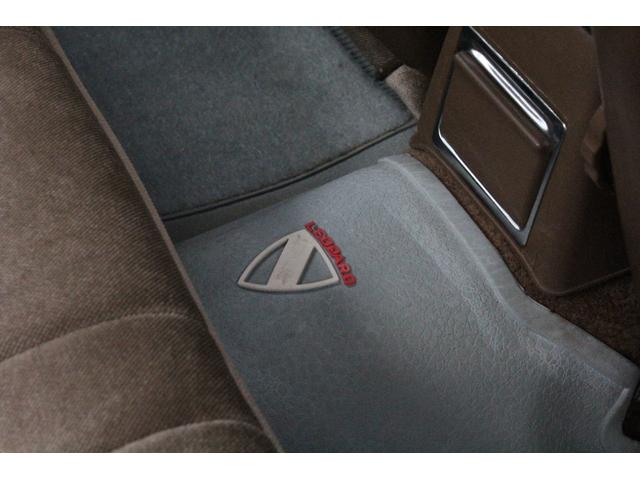 レパード 300ターボ グランドエディション 実走行30180km タイベル交換済・VG30ターボ・フルオリジナル・修復歴なし・ガレージ保管・禁煙車・クルコン・オートエアコン・純正マットガード・純正フロアマット・純正オーディオデッキ・純正15インチアルミ(36枚目)