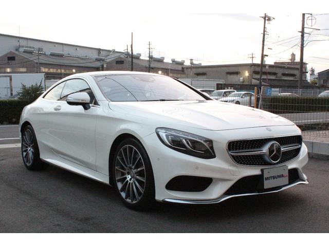 Ｓクラス Ｓ５５０　クーペ　ＡＭＧライン　８７００ｋｍ　Ｄ車・右Ｈ・パノラミックルーフ・黒革ベンチレーション・ブルメスターサウンド・パフュームアトマイザー・ヘッドアップディスプレイ・３６０°カメラ・Ｐトランク・純正ナビ地デジＢカメラ・純正２０ＡＷ・ＥＴＣ（6枚目）
