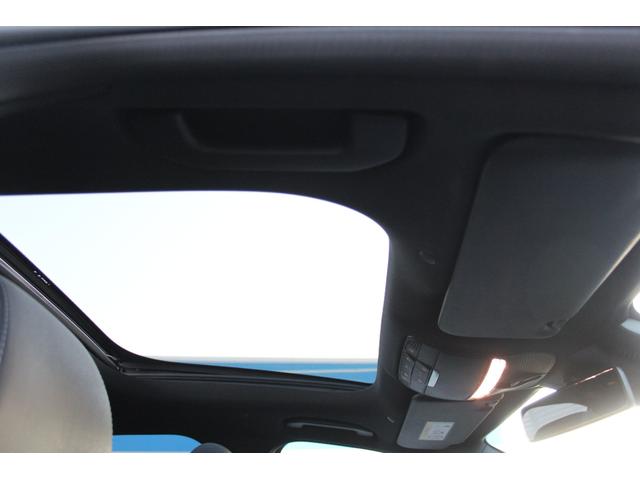 Ｓクラス Ｓ５５０　クーペ　ＡＭＧライン　８７００ｋｍ　Ｄ車・右Ｈ・パノラミックルーフ・黒革ベンチレーション・ブルメスターサウンド・パフュームアトマイザー・ヘッドアップディスプレイ・３６０°カメラ・Ｐトランク・純正ナビ地デジＢカメラ・純正２０ＡＷ・ＥＴＣ（21枚目）