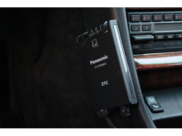 Sクラス 560SEL 修復歴なし 実走行 D車・左H・サンルーフ・黒革シートH・後席パワーシート・社外エアロ&マフラー&キーレス・クリアコーナーレンズ・リアガーニッシュ・AMG17AW・ETC(31枚目)