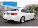 ３２０ｉ　Ｍスポーツ　Ｄ車・６速ＭＴ・ビルシュタインサスペンション・コンフォートアクセス・レーンキープアシスト・パークディスタンスコントロール・クルーズコントロール・ＡＲＣタワーバー・前後ドラレコ・ＧＰＳレーダー・フィルム(4枚目)