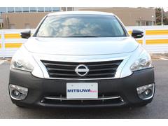 ����ƥ��ޡʣ���������ˤ����Ƥ��濴�Ȥ������䤵��Ƥ���ߥɥ륵����������Ǥ��� 4