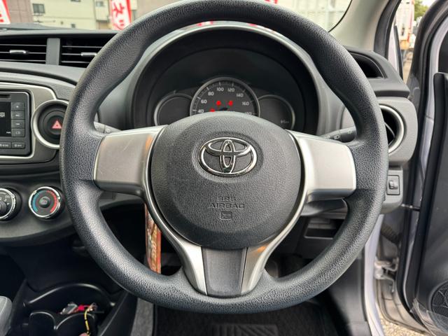 ヴィッツ Ｆ　スマイルエディション（15枚目）