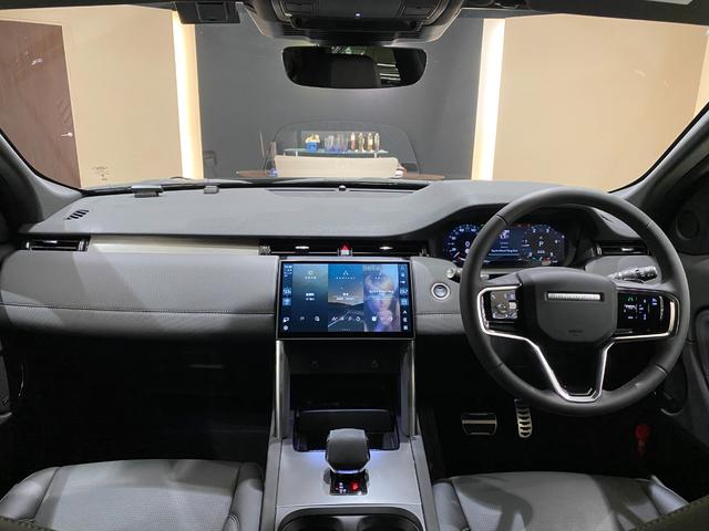 ディスカバリースポーツ ダイナミック　ＳＥ　Ｄ２００　ブラックパック　ブラックルーフ　ルーフレール　１９ブラックＡＷ　メリディアン　シートメモリー　プライバシーガラス　電動コラム　電動ゲート　オートハイビーム　２４モデル　（シートヒーター無）　元デモカー（15枚目）