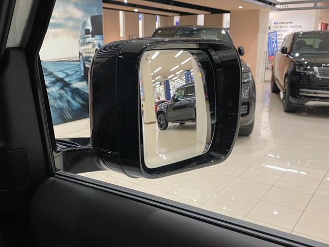 ディフェンダー 110X-ダイナミックHSE D350 5人乗 エアサス サンルーフ 20AW シートクーラー&ヒーター リヤクーリングアシスト デジタルミラー フル液晶メーター マトリクスLEDヘッド フォグランプ メリディアン 空気清浄システム HUD(50枚目)