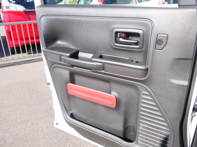 HYBRID X 2型 4WD 後席両側電スラ 新車保証継承(58枚目)