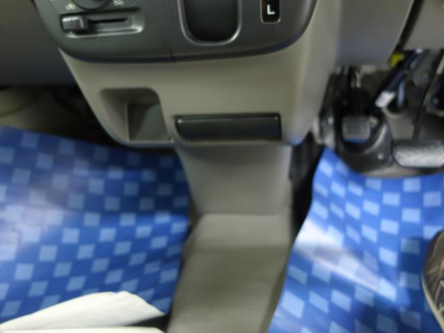 PCリミテッド 3型 4WD AT キーレス FPW CD(44枚目)