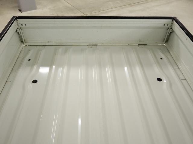 キャリイトラック KCエアコンパワステ 4型純正ディスプレイABカメラ 認定中古車 2WD  5速マニュアル セーフティーサポート 純正ディスプレイオーディオ バックカメラ フロアマットバイザー付  整備記録簿 保証書付 Ok保証 オートライト 軽自動車 貨物車(71枚目)