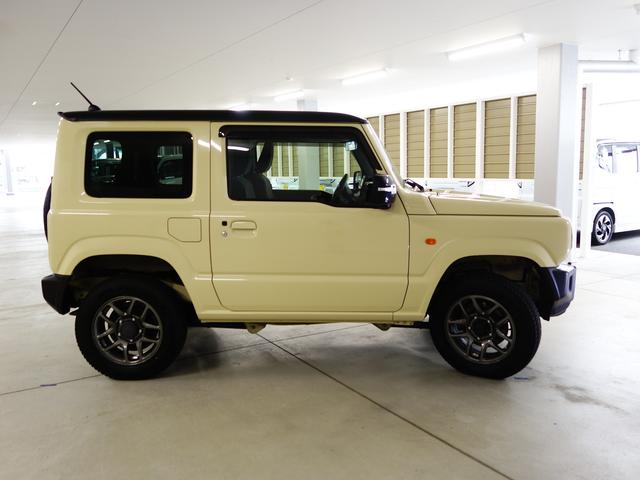 ジムニー XC セーフティサポート 4WD 5速マニュアル OK保証 認定中古車 セーフティサポート 社外ナビ 社外ETC車載器 フロアマットバイザー付 クルーズコントロール シートヒーター アルミホイール LEDヘッドライト オートライト OK保証 軽自動車(8枚目)
