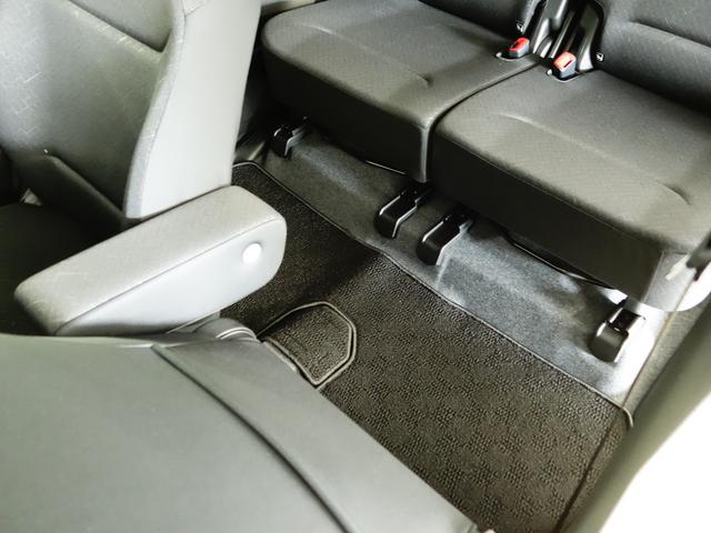 ワゴンR FX 4型 セーフティーサポート 新車保証継承 セーフティーサポート リヤパーキングセンサー 純正CDステレオ フロアマット付 シートヒーター キーレスプッシュスタート オートライト オートエアコン リヤスモークガラス 軽自動車(64枚目)
