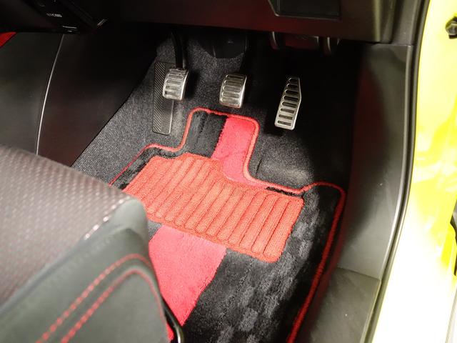 スイフトスポーツ スポーツ ZC33S 6MT全方位モニター付ナビ OK保証 認定中古車 セーフティーサポート 6速マニュアル 全方位モニター付純正7インチワイドナビ ETC20車載器 フロアマットバイザー付 クルーズコントロール シートヒーター LEDヘッドライト OK保証(37枚目)