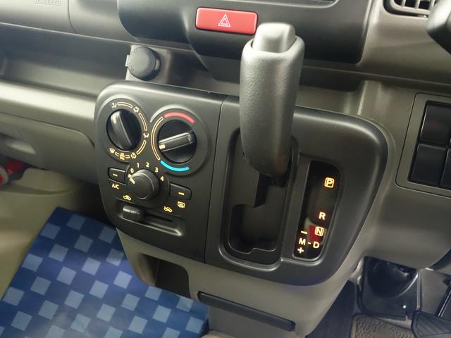 エブリイ PA 5型2WD AGS セーフティーサポート 新車保証継承 認定中古車 セーフティーサポート リヤパーキングセンサー 2WD AGS車 AMFMラジオ オートライト リヤスモークガラス フロアマット 新車保証継承(14枚目)