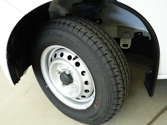 エブリイ PA 5型2WD AGS セーフティーサポート 新車保証継承 認定中古車 セーフティーサポート リヤパーキングセンサー 2WD AGS車 AMFMラジオ オートライト リヤスモークガラス フロアマット 新車保証継承(57枚目)