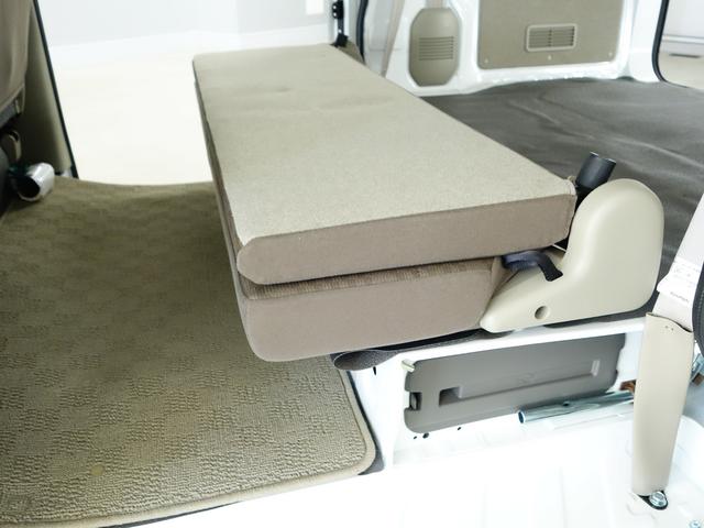 エブリイ PA 5型2WD AGS セーフティーサポート 新車保証継承 認定中古車 セーフティーサポート リヤパーキングセンサー 2WD AGS車 AMFMラジオ オートライト リヤスモークガラス フロアマット 新車保証継承(65枚目)