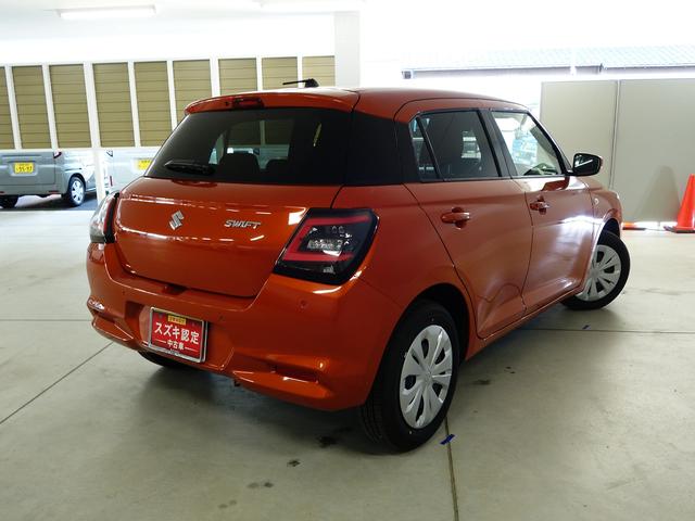 スイフト ＸＧ　セーフティーサポート　ワンオーナー　新車保証継承　認定中古車　セーフティーサポート　リヤパーキングセンサー　ＬＥＤヘッドライト　オートライト　クルーズコントロール　ステレオレス仕様　ステアリングオーディオスイッチ　シートヒーター　フロアマット（7枚目）
