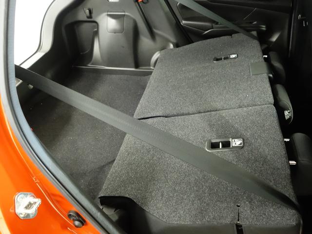 スイフト ＸＧ　セーフティーサポート　ワンオーナー　新車保証継承　認定中古車　セーフティーサポート　リヤパーキングセンサー　ＬＥＤヘッドライト　オートライト　クルーズコントロール　ステレオレス仕様　ステアリングオーディオスイッチ　シートヒーター　フロアマット（65枚目）