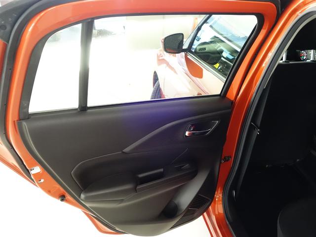 スイフト ＸＧ　セーフティーサポート　ワンオーナー　新車保証継承　認定中古車　セーフティーサポート　リヤパーキングセンサー　ＬＥＤヘッドライト　オートライト　クルーズコントロール　ステレオレス仕様　ステアリングオーディオスイッチ　シートヒーター　フロアマット（71枚目）