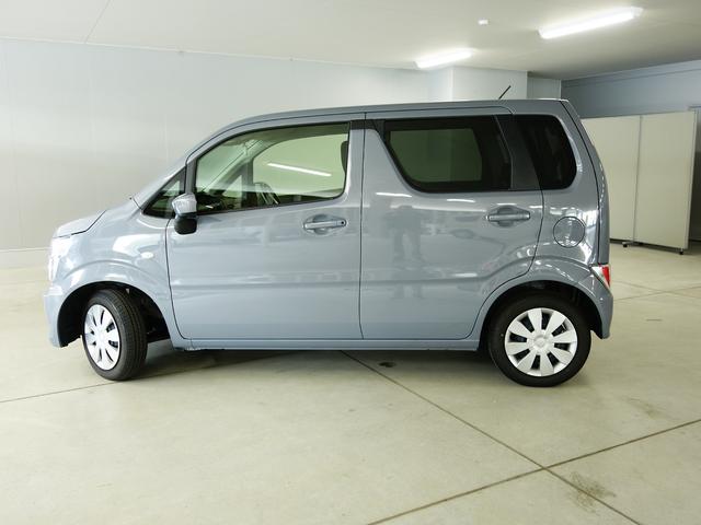 ワゴンＲ ＦＸ　４型　４ＷＤ　　ＣＤステレオ　フロアマット　認定中古車　４ＷＤ　　セーフティーサポート　リヤパーキングセンサー　フロアマット　リヤスモークガラス　キーレスプッシュスタート　　純正ＣＤステレオ　オートエアコン　新車保証継承（9枚目）