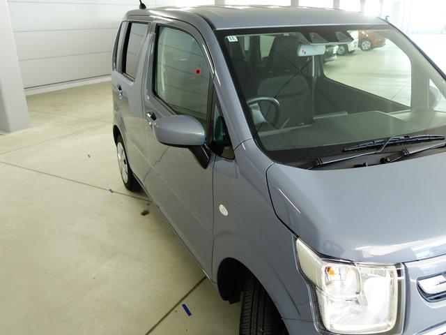 ワゴンＲ ＦＸ　４型　４ＷＤ　　ＣＤステレオ　フロアマット　認定中古車　４ＷＤ　　セーフティーサポート　リヤパーキングセンサー　フロアマット　リヤスモークガラス　キーレスプッシュスタート　　純正ＣＤステレオ　オートエアコン　新車保証継承（32枚目）