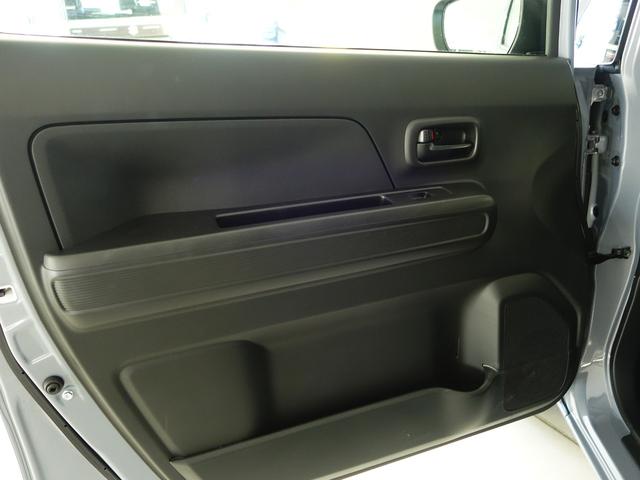 ワゴンＲ ＦＸ　４型　４ＷＤ　　ＣＤステレオ　フロアマット　認定中古車　４ＷＤ　　セーフティーサポート　リヤパーキングセンサー　フロアマット　リヤスモークガラス　キーレスプッシュスタート　　純正ＣＤステレオ　オートエアコン　新車保証継承（51枚目）