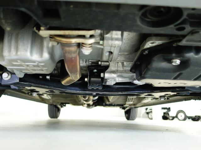 ワゴンＲ ＦＸ　４型　４ＷＤ　　ＣＤステレオ　フロアマット　認定中古車　４ＷＤ　　セーフティーサポート　リヤパーキングセンサー　フロアマット　リヤスモークガラス　キーレスプッシュスタート　　純正ＣＤステレオ　オートエアコン　新車保証継承（57枚目）