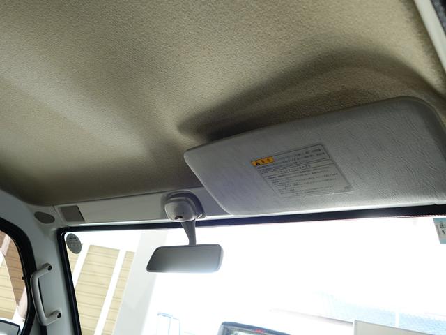 キャリイトラック ＫＵ　エアコン・パワステ　地区限定　ＤＡ６３Ｔ　１０型　パートタイム４ＷＤ　ＡＴ　ラジオ　荷台マット　ゲートアッパープレート　リヤゲートチェーン　フロアゴムマット　ドアバイザー　新車時保証書　取扱説明書　ＯＫ保証ミニ　ワンオーナー（15枚目）